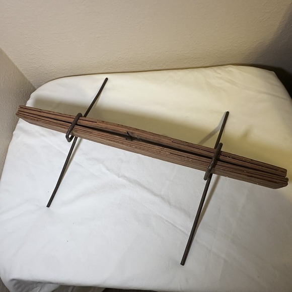 Vintage‎ Wooden Christmas Tree Stand - Picture 2 of 4